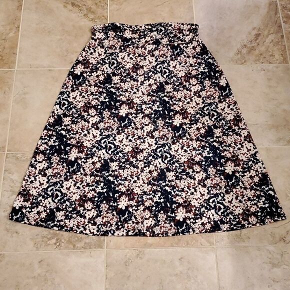 G.H. Bass midi length skirt - Picture 5 of 8